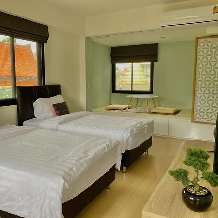 Baan Ploy In (Adults Only) Vandrerhjem Chiang Mai Eksteriør bilde