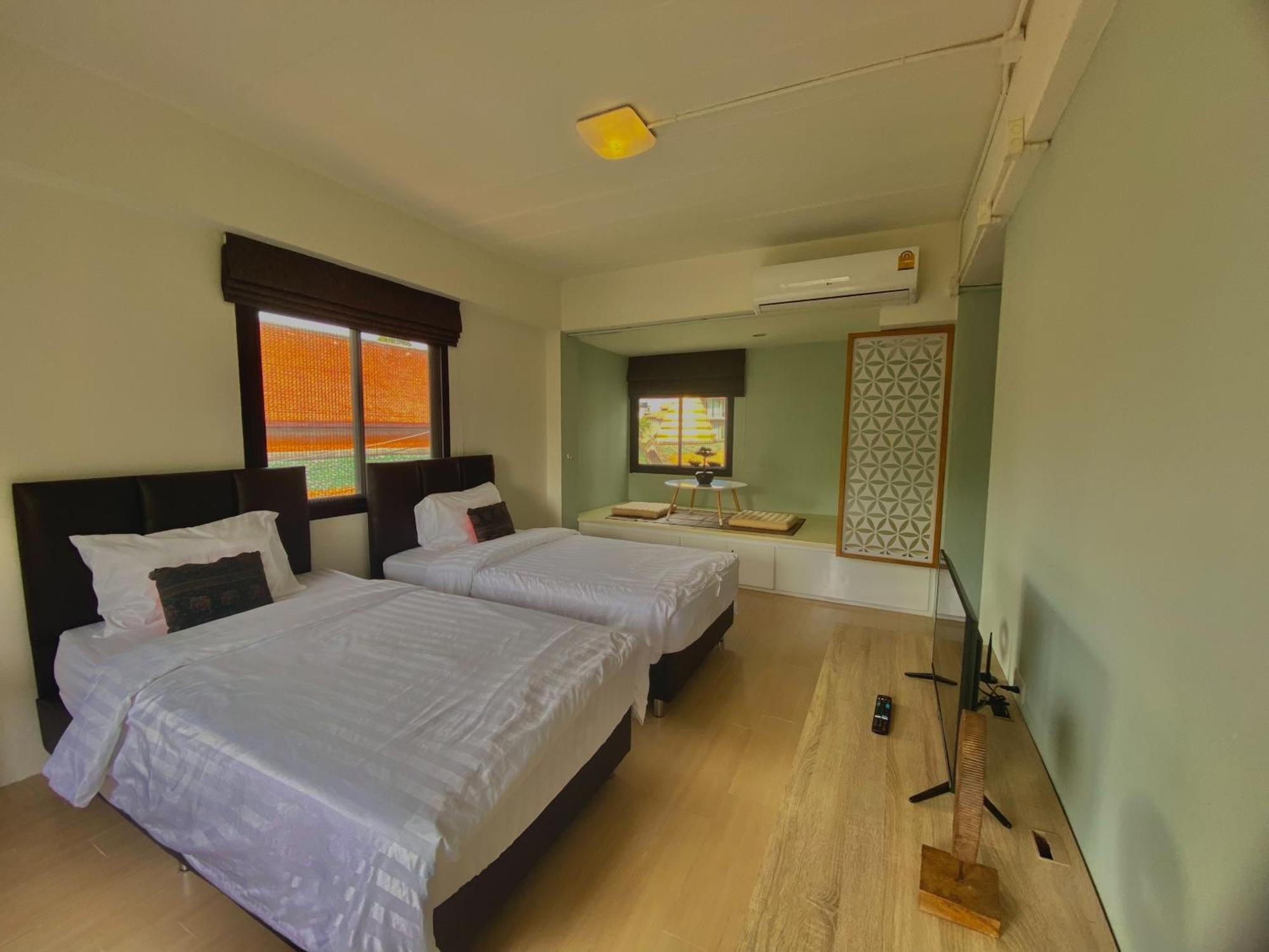 Baan Ploy In (Adults Only) Vandrerhjem Chiang Mai Eksteriør bilde