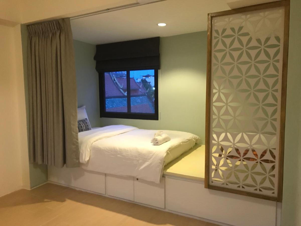 Baan Ploy In (Adults Only) Vandrerhjem Chiang Mai Eksteriør bilde